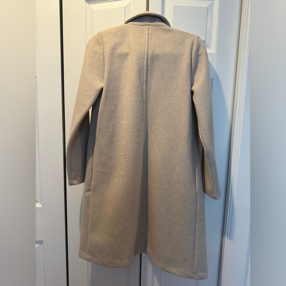 Zara coat - Picture 1 of 3